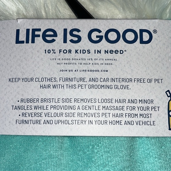 🆕 Life is Good Microfiber Pet Towel and Grooming Mitt Set - Picture 8 of 9
